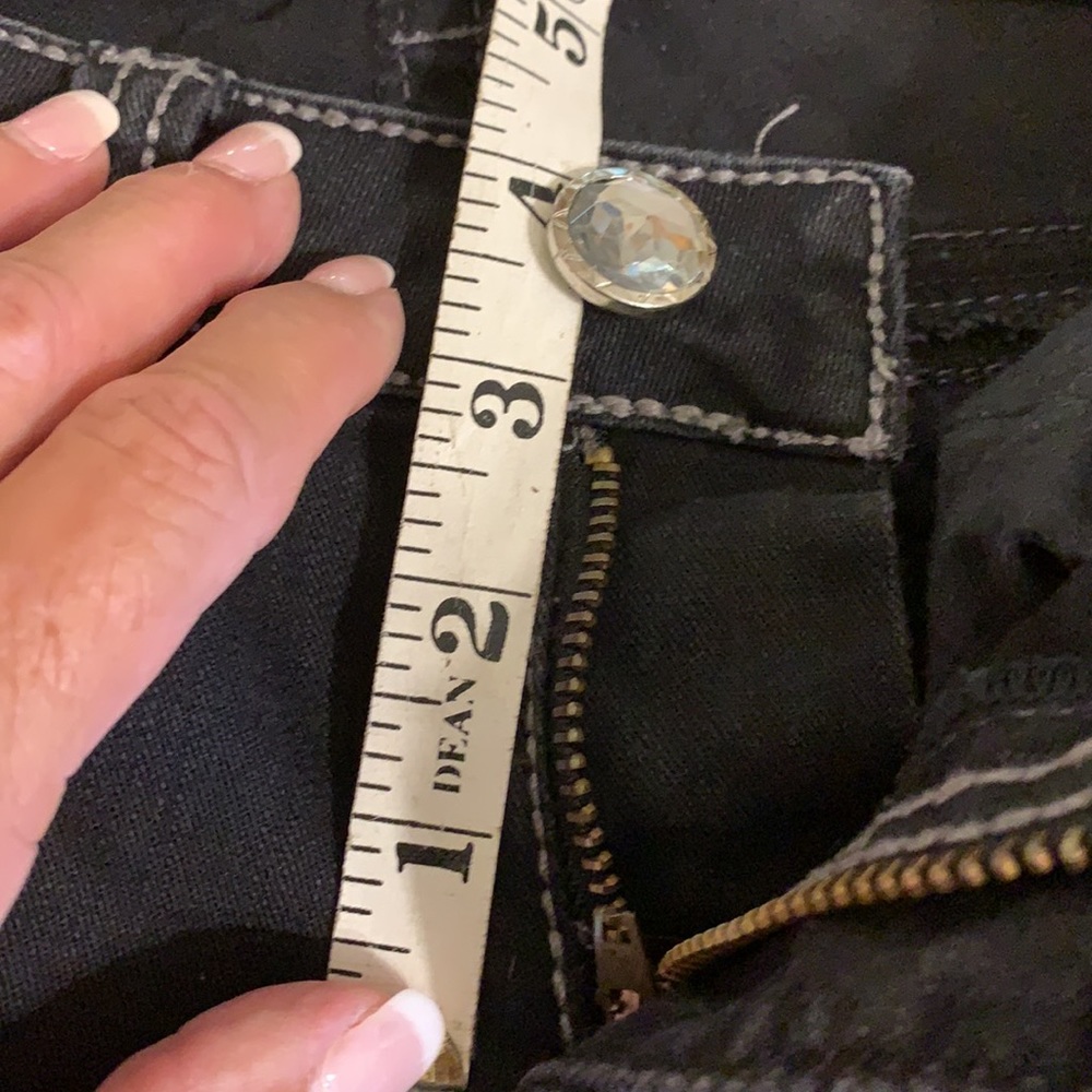 Request Jeans - Picture 11 of 12